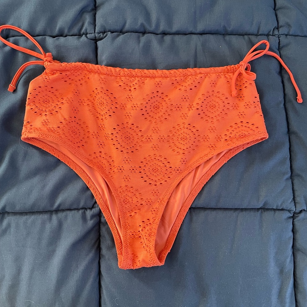 AERIE High Waist Bikini Bottom size M